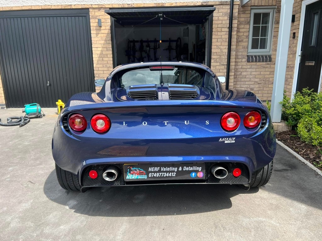 Blue Lotus Elise rear detail with HERF Valeting plate